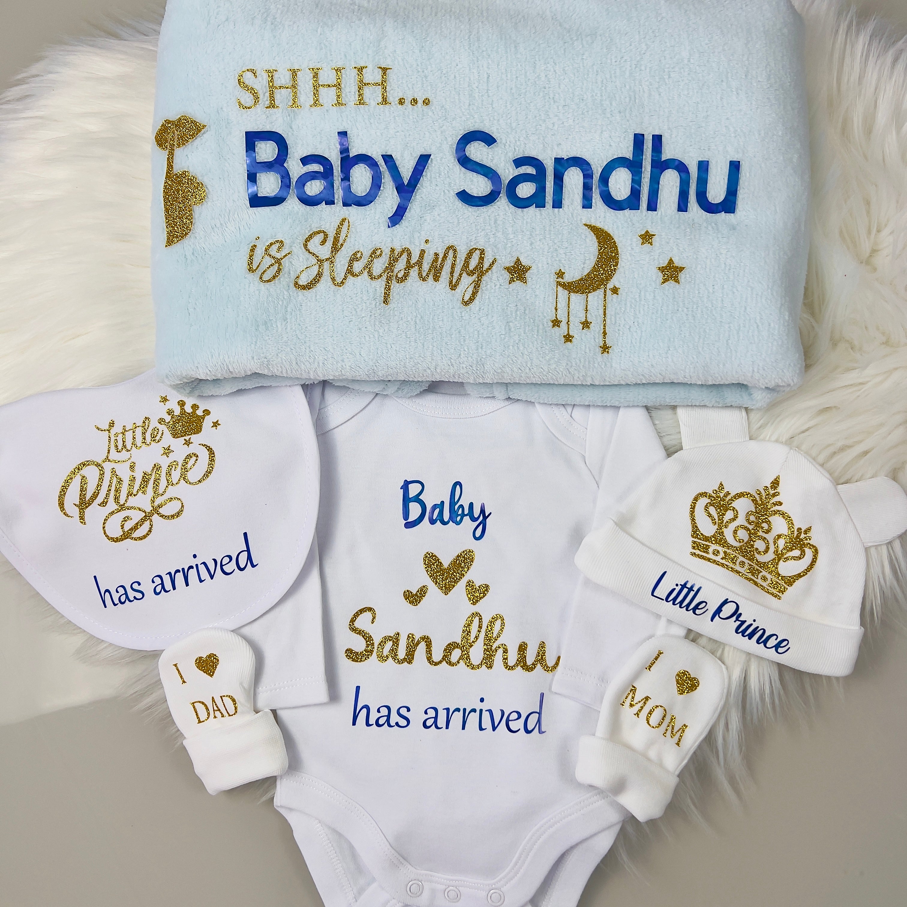 Personalised Newborn Baby Clothing Bundle | 5-Piece Set | Baby Shower Gifts