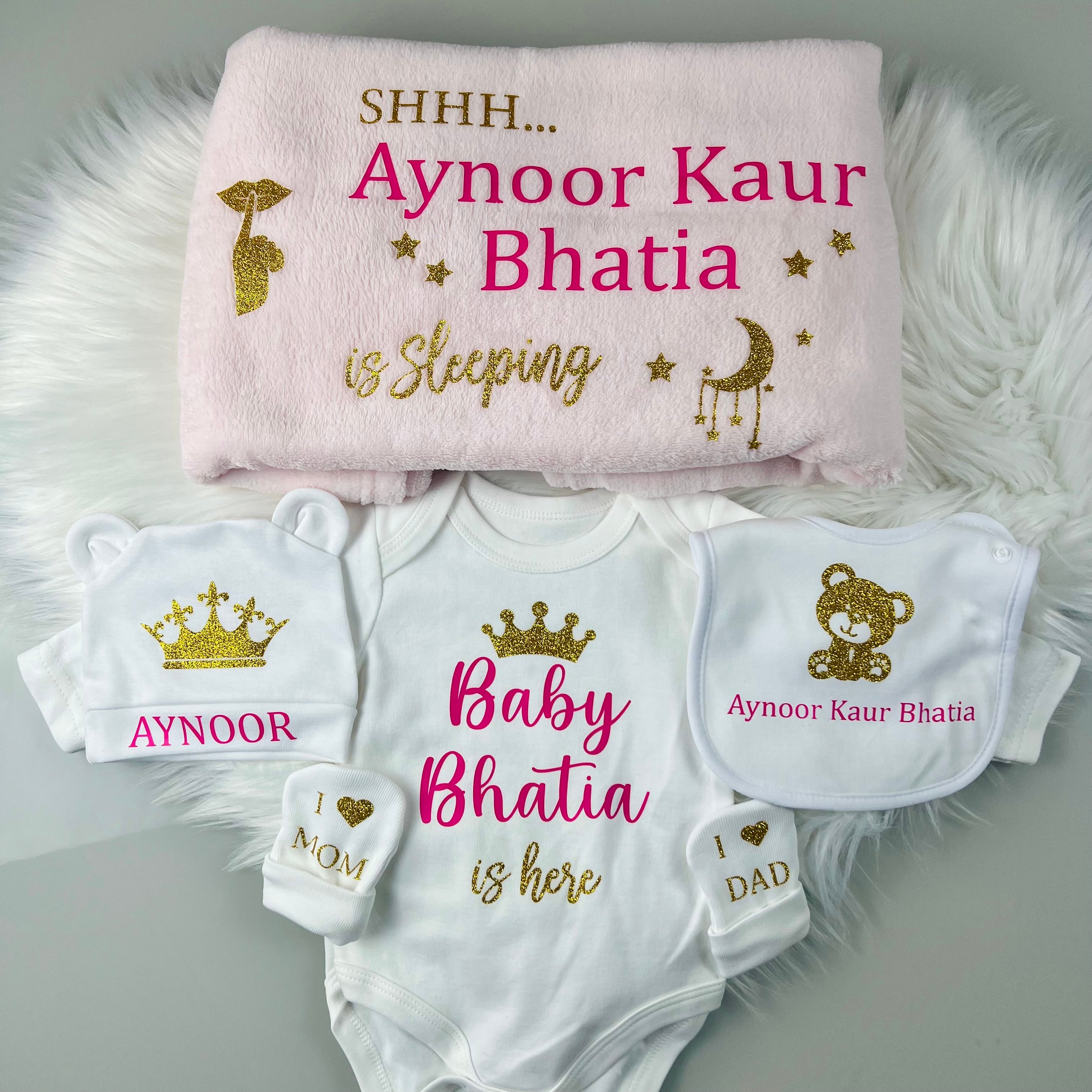 Personalised Newborn Baby Clothing Bundle | 5-Piece Set | Baby Shower Gifts