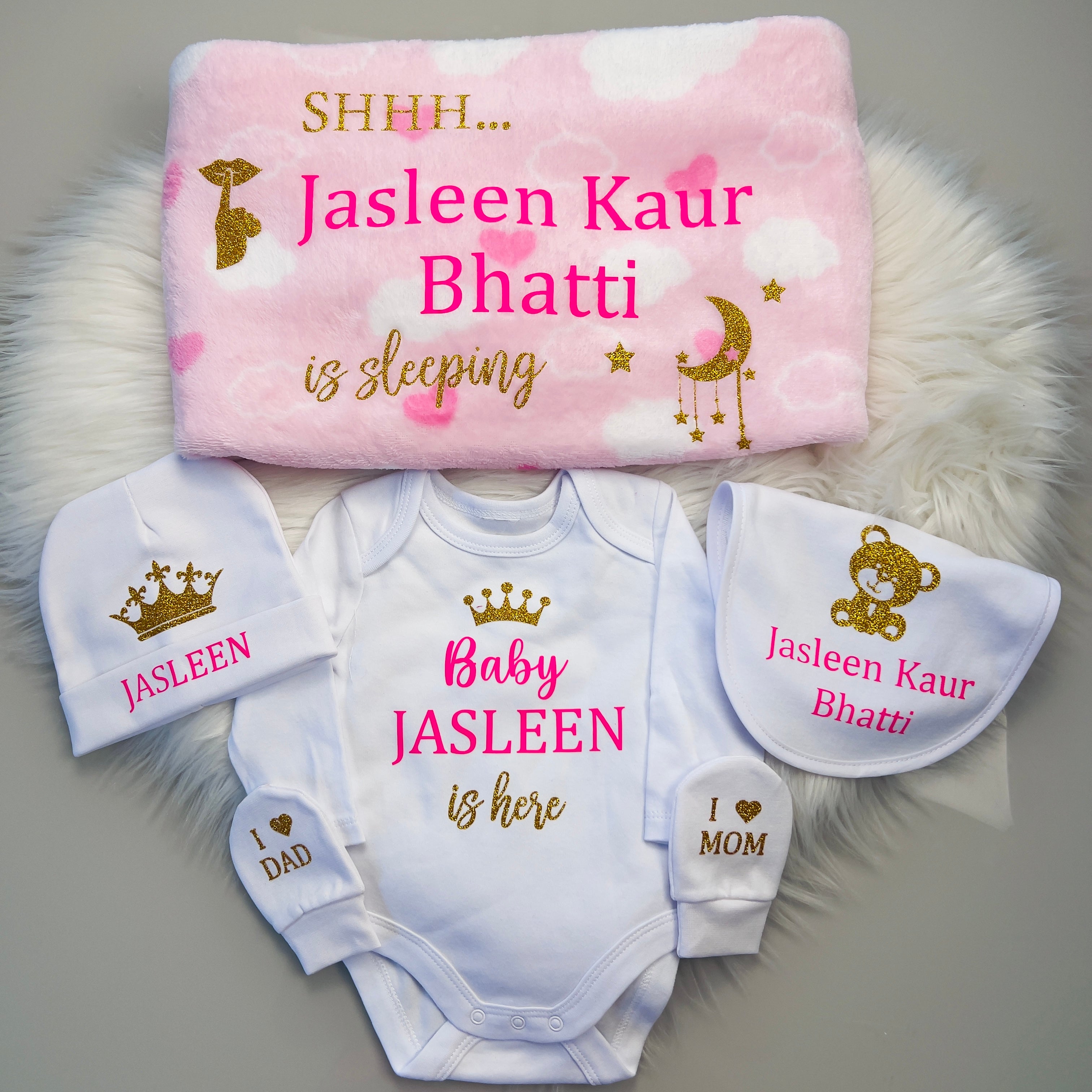 Personalised Newborn Baby Clothing Bundle | 5-Piece Set | Baby Shower Gifts