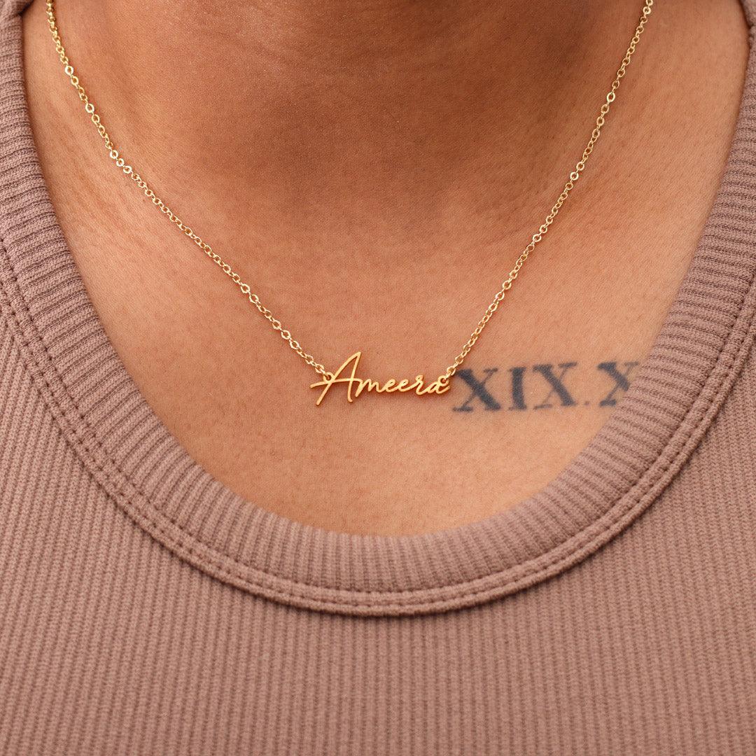 Personalised Cursive Name Necklace in 18k Gold Plated