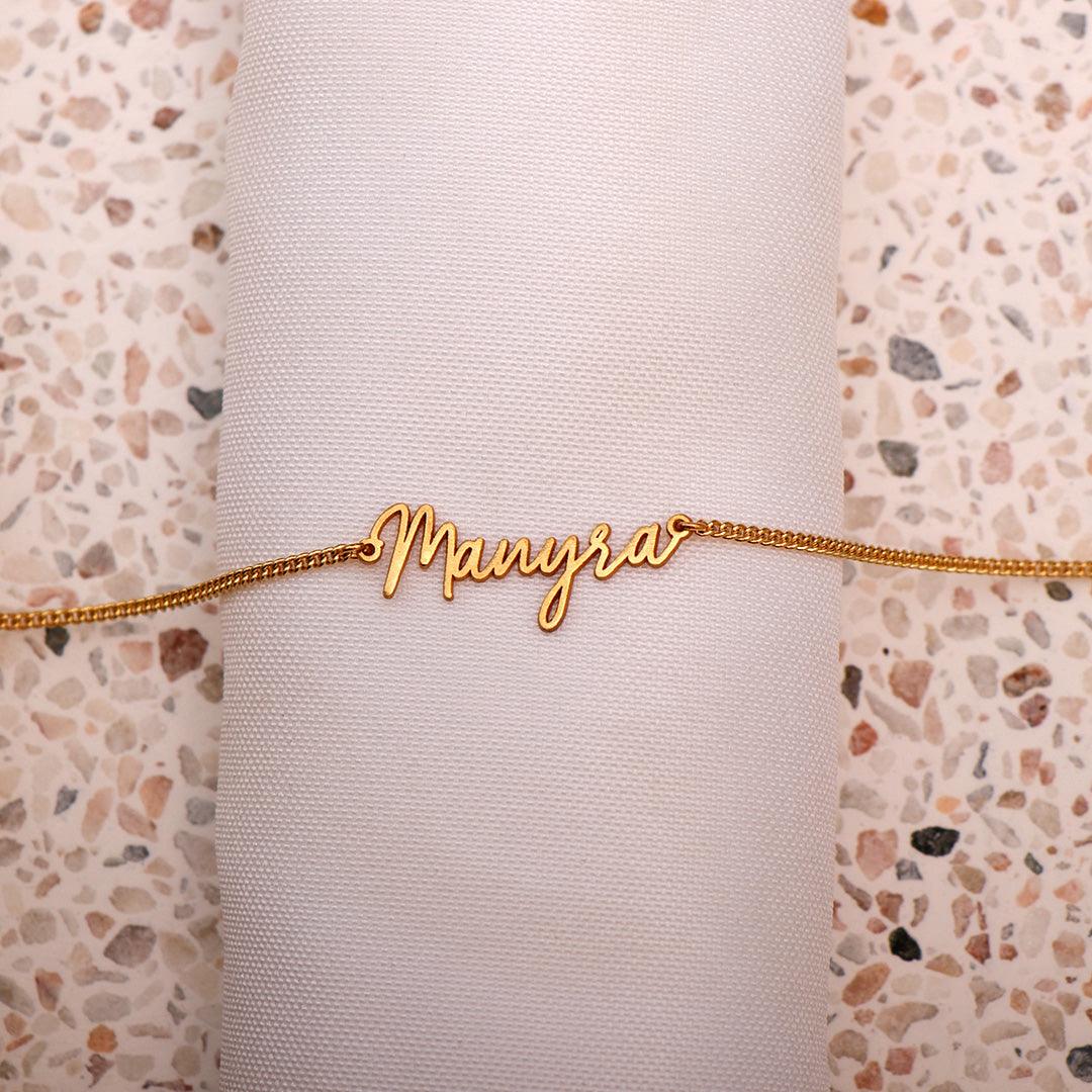 Personalised Cursive Name Necklace in 18k Gold Plated