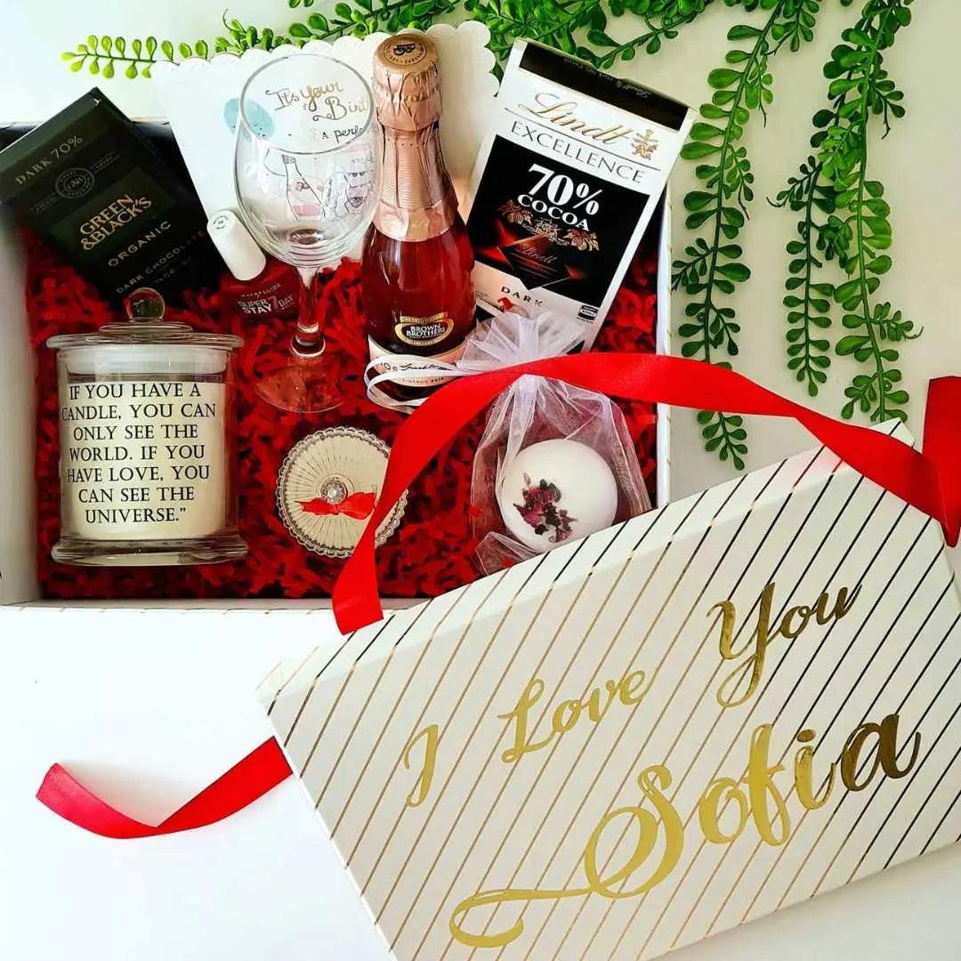 Valentine's Day Gift Hamper - Show your love with a personalised gift hamper